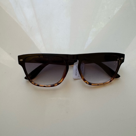 Free people Percy classic square Black and Brown Sunglasses main image 6